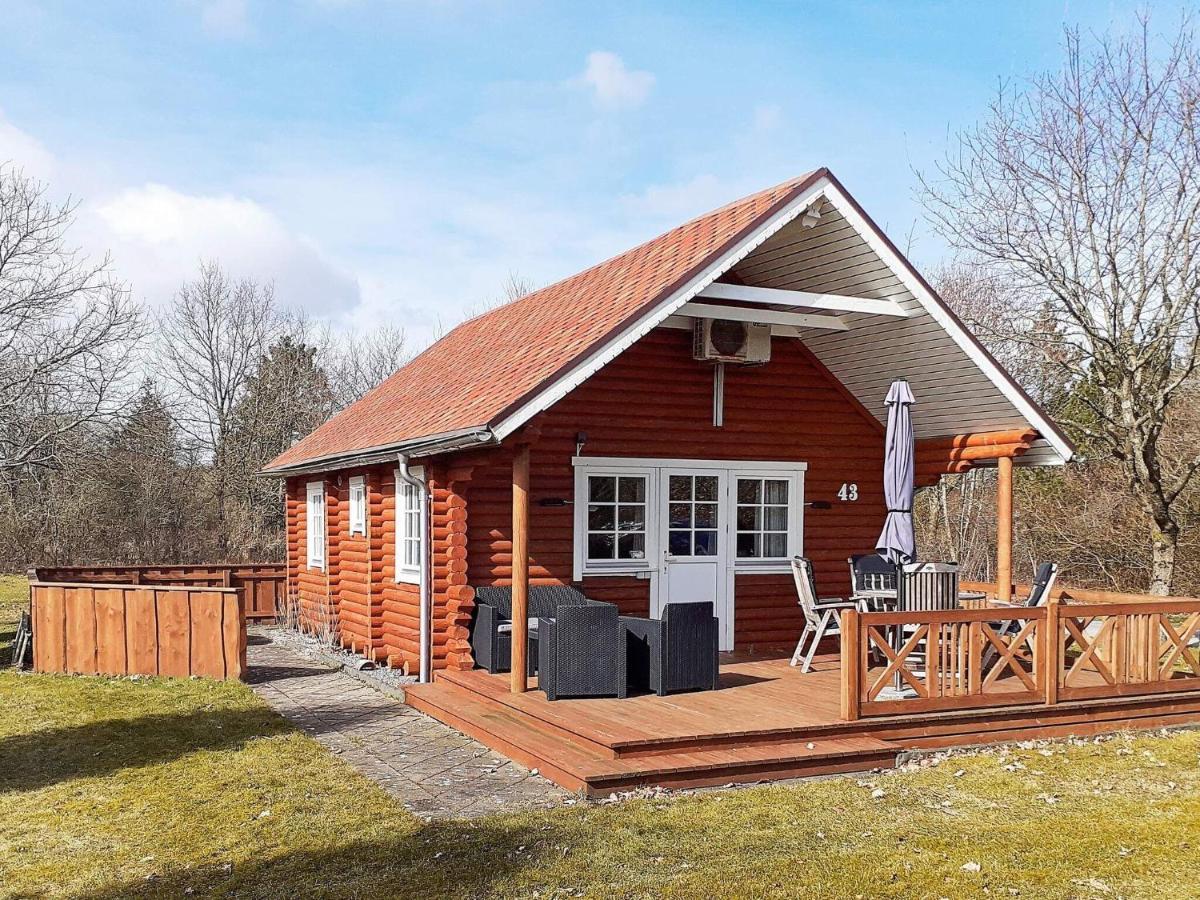 6 Person Holiday Home In Hovborg Esterno foto