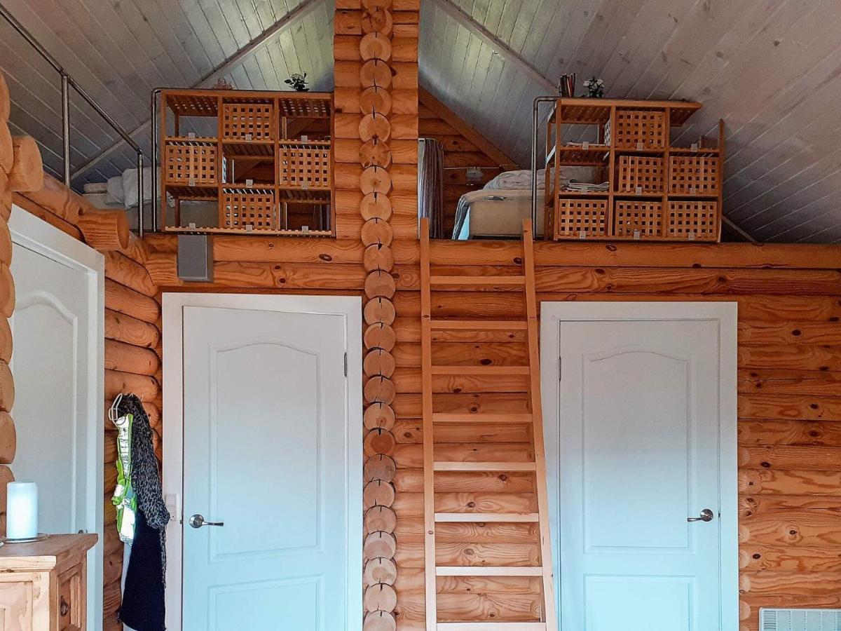 6 Person Holiday Home In Hovborg Esterno foto